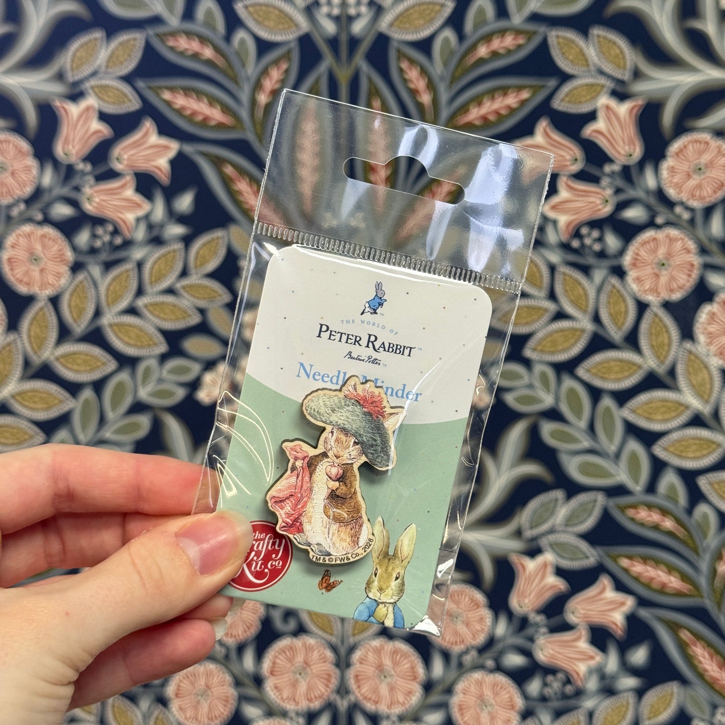 Beatrix Potter - Benjamin Bunny Wooden Needle Minder