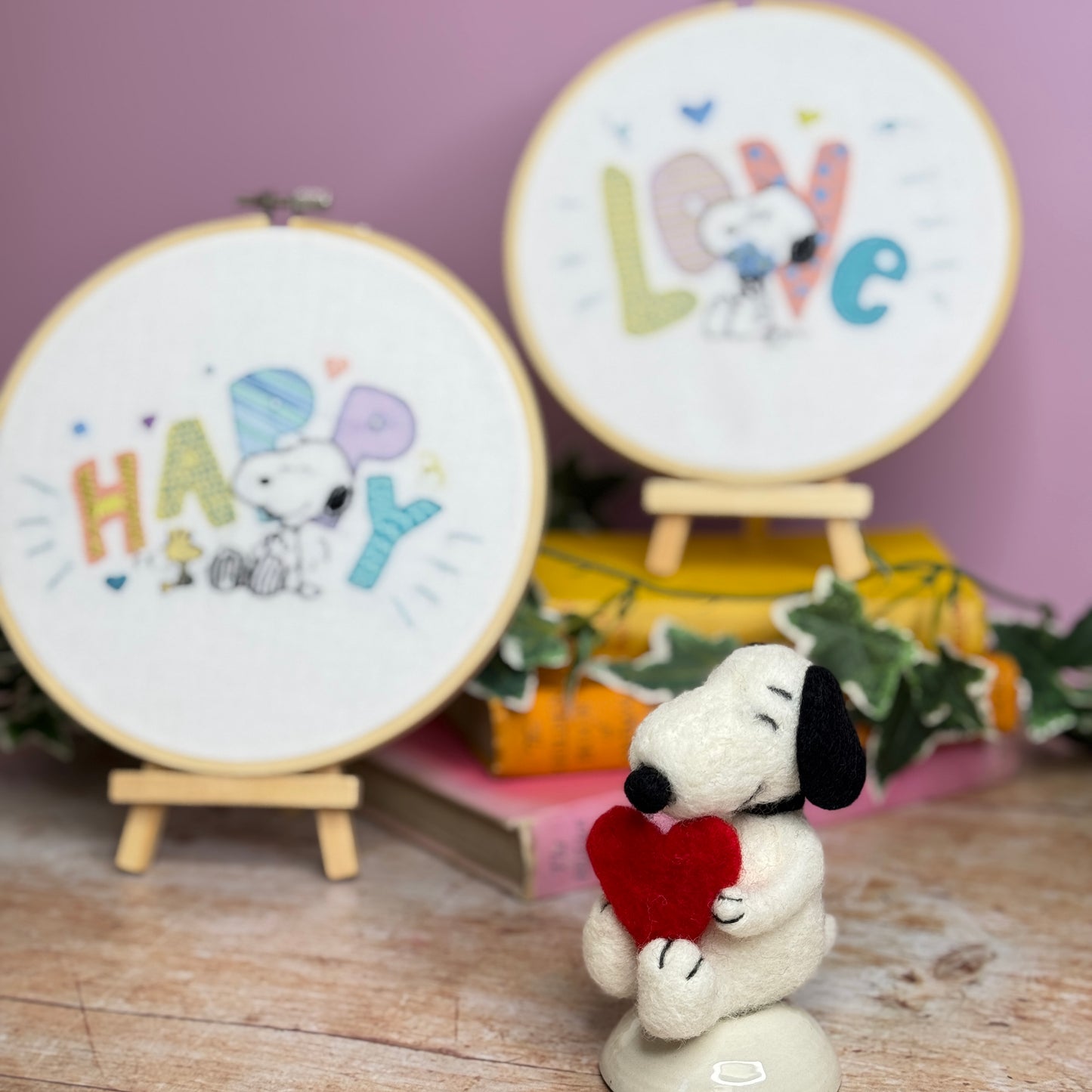Peanuts - Love Snoopy Embroidery Kit