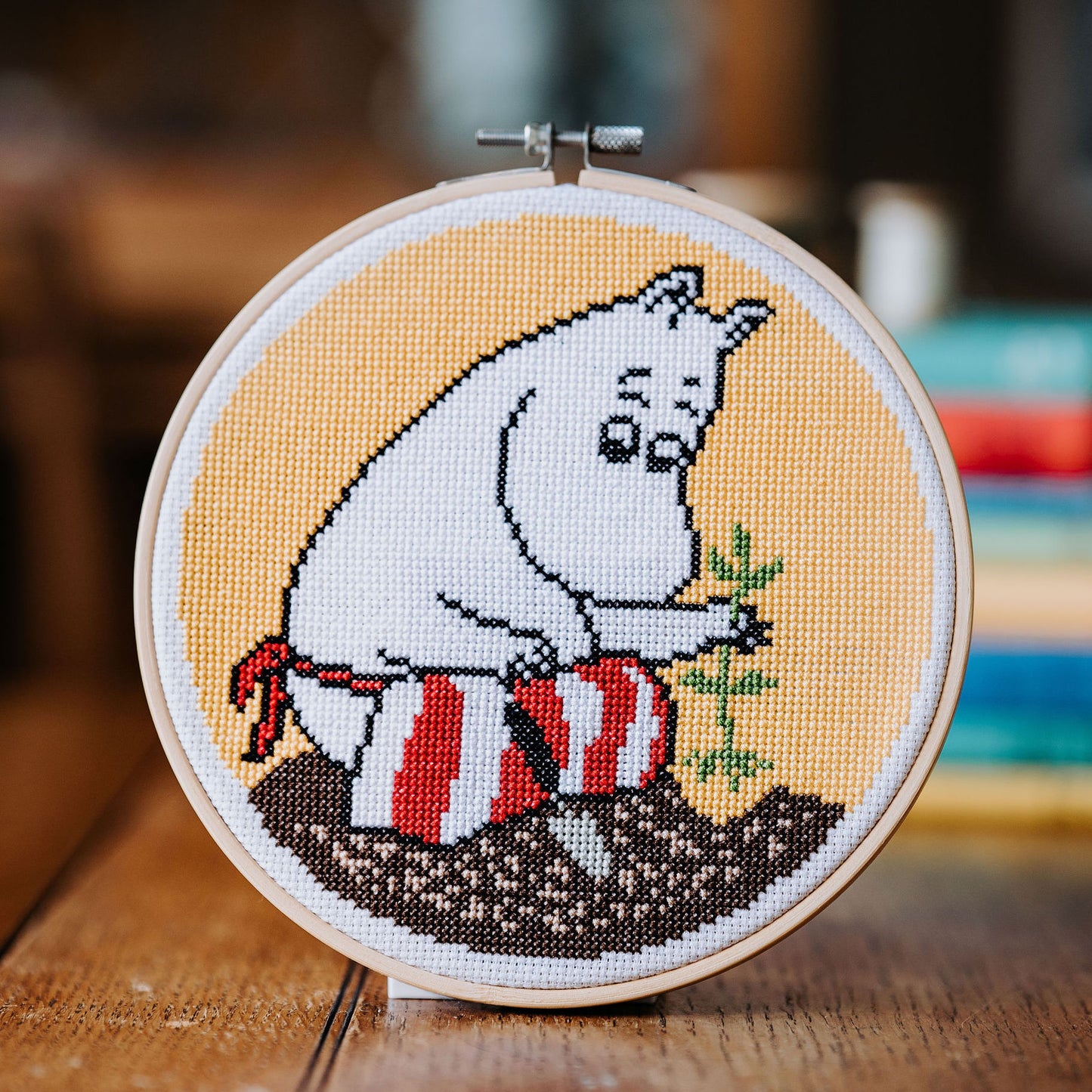 Moomin Cross Stitch Kit - Moominmamma Planting
