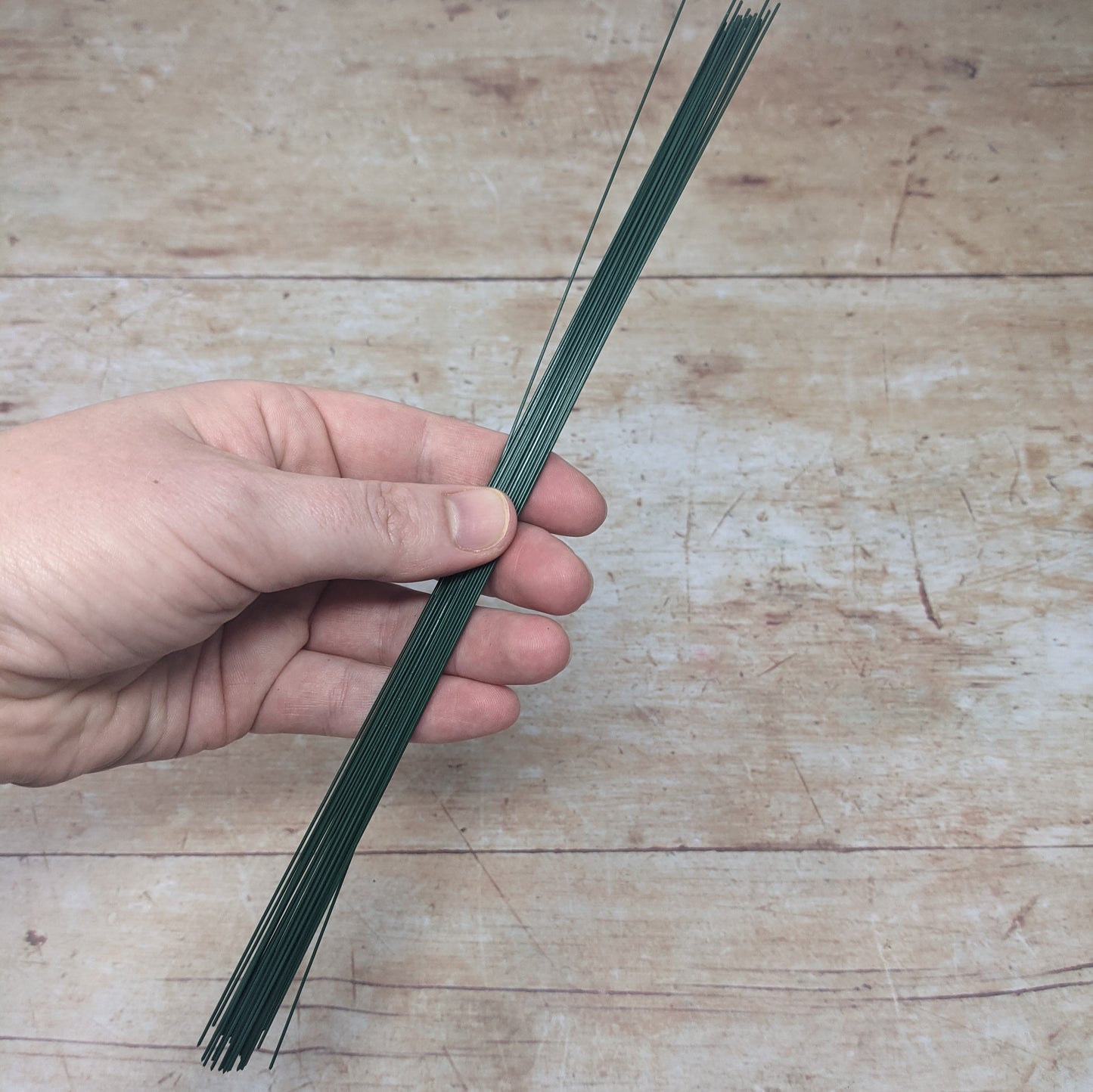 22 Gauge Floristry Wire - 25g (approximately 30 pieces)