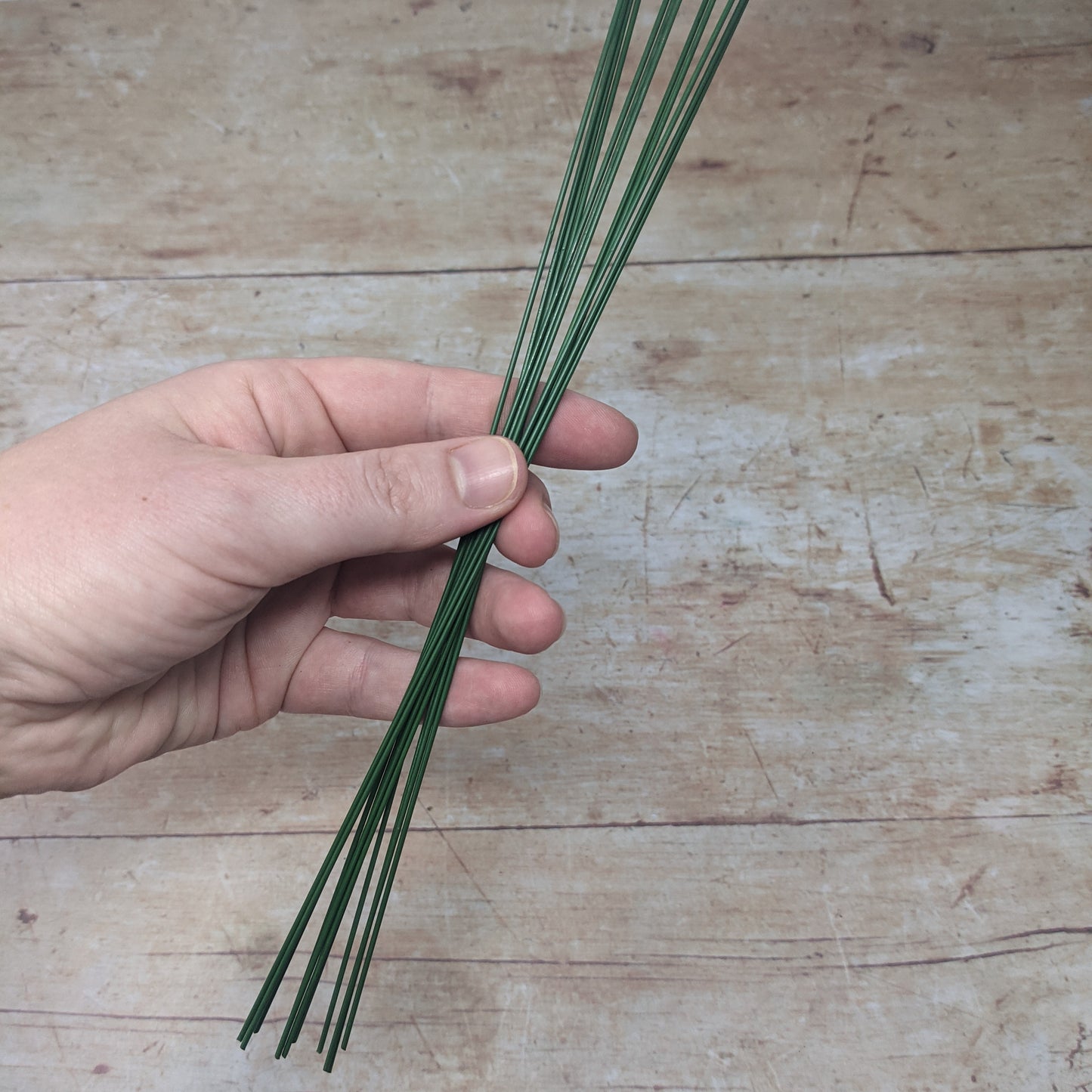 18 Gauge Floristry Wire - 25g (approximately 10 pieces)