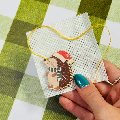 Winter Hedgehog Needle Minder