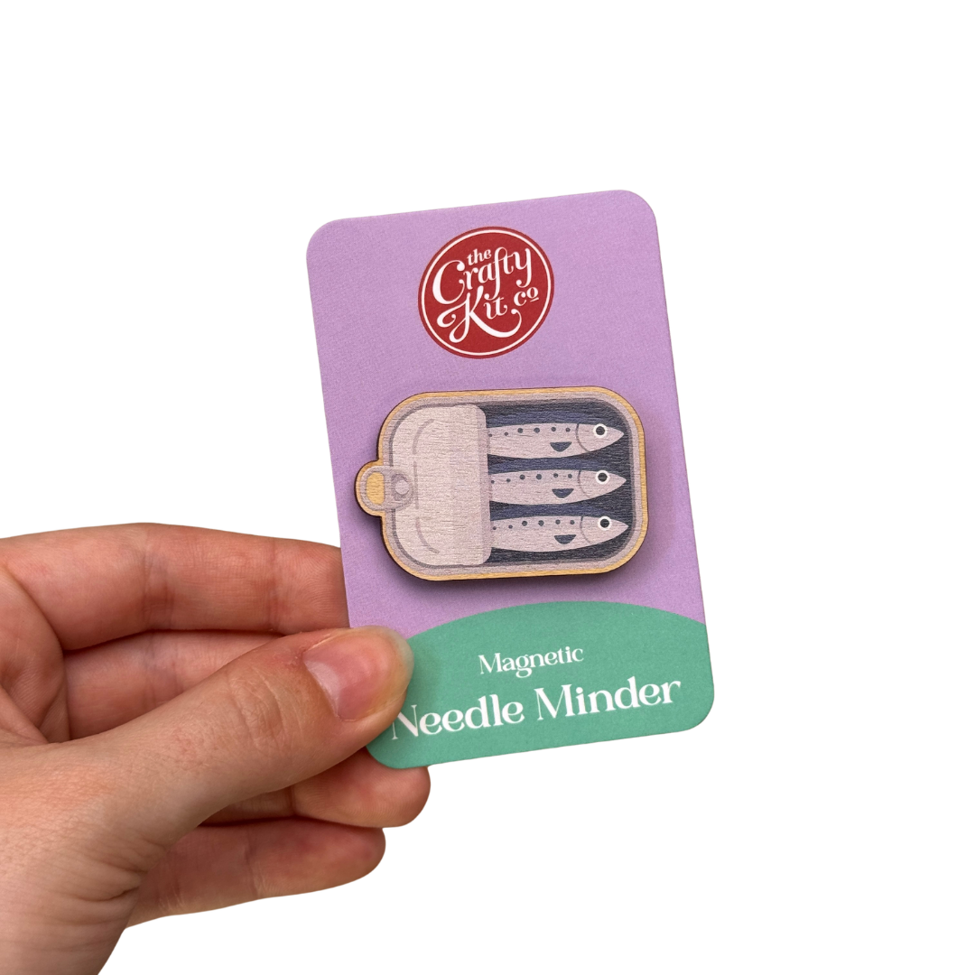 Sardines Needle Minder