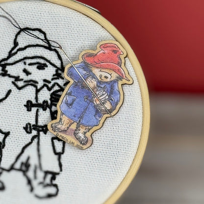 Paddington - Sticky Paws! Needle Minder