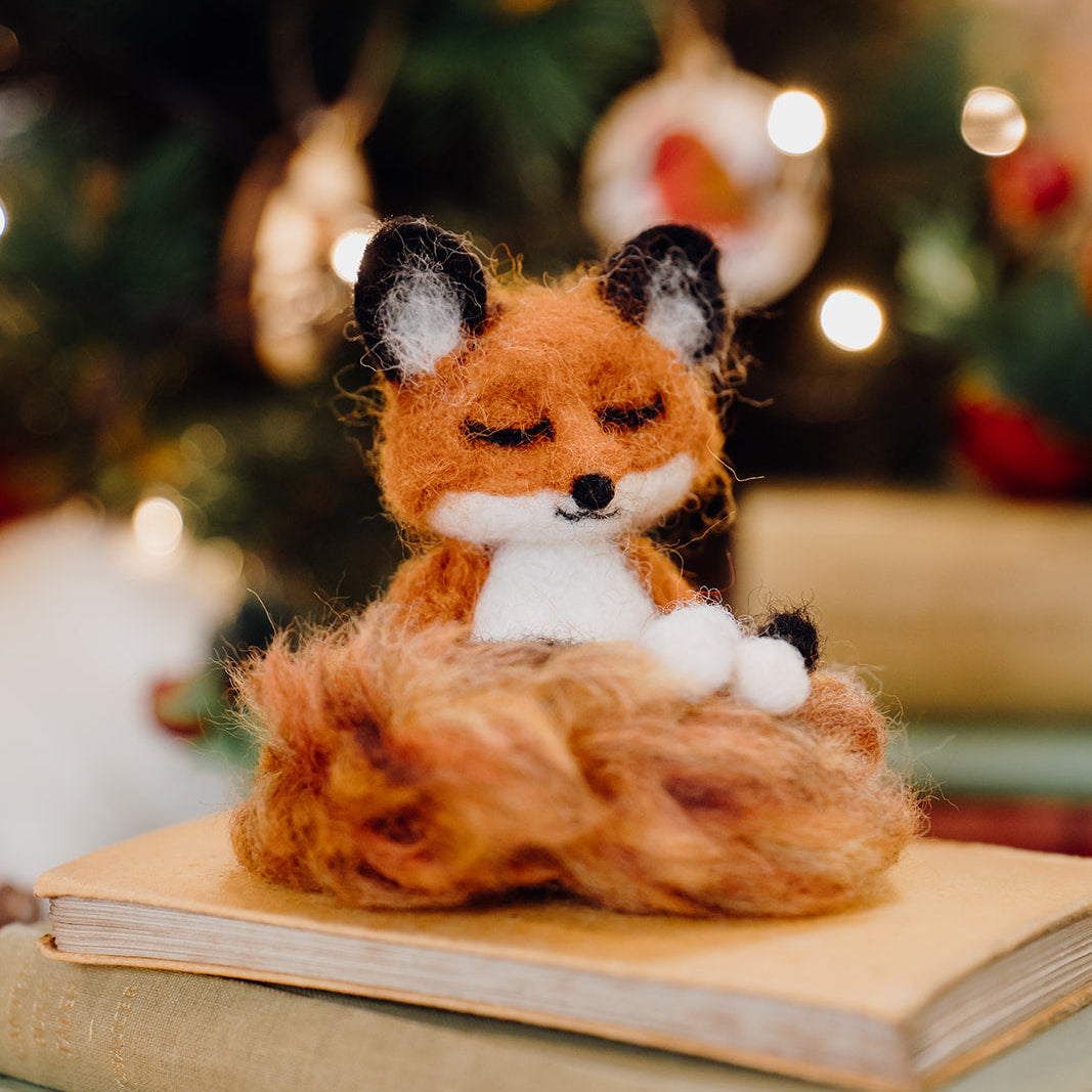 Foxy in the Snow Needle Felting Kit