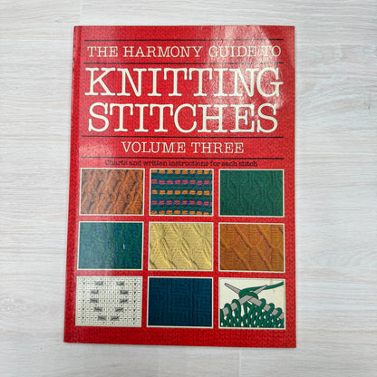 The Harmony Guide to Knitting Stitches Book (Volume 3)