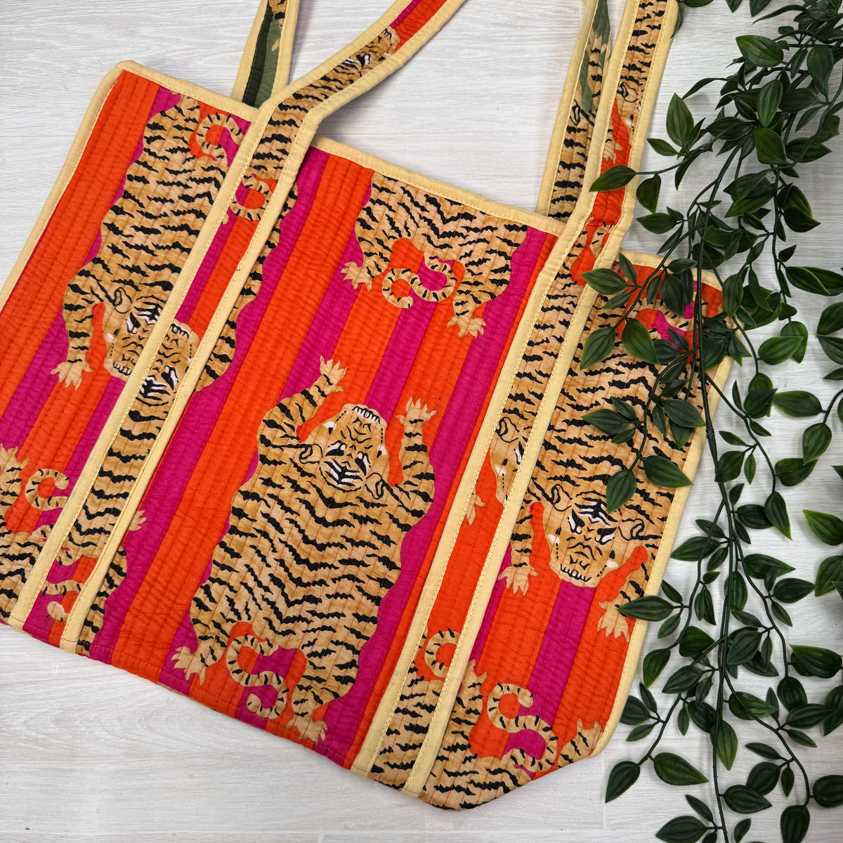 Small Reversible Quilted Tote Bag (pattern N)