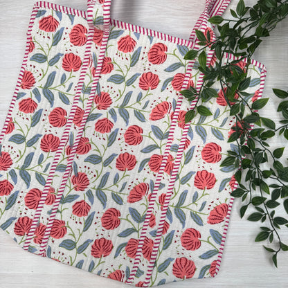 Large Zipped Reversible Quilted Tote Bag (white and pink)