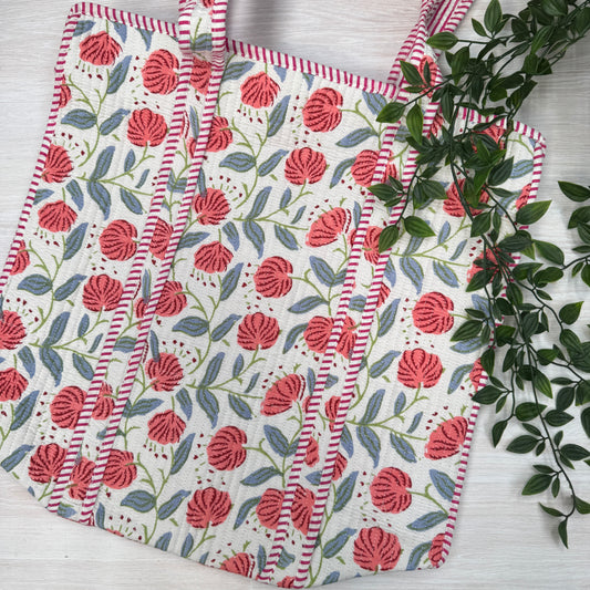 Large Zipped Reversible Quilted Tote Bag (white and pink)
