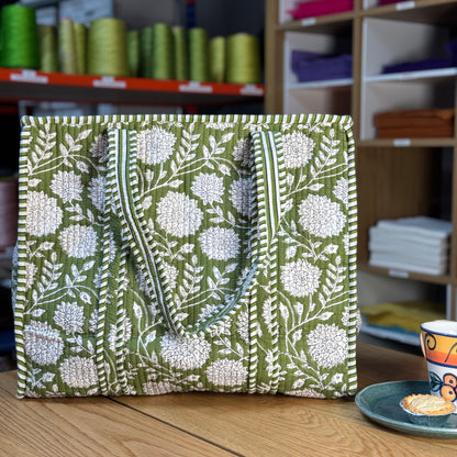 Large Quilted Tote Bag with Zip (green with white flowers)