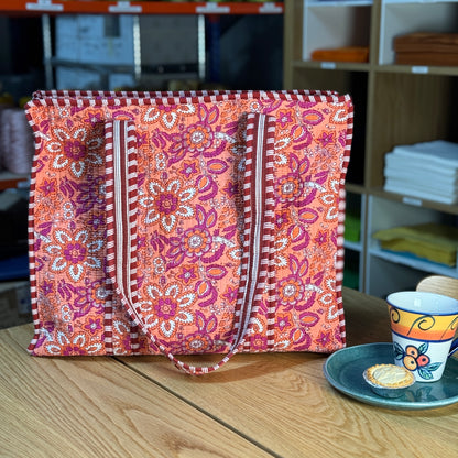 Large Quilted Tote Bag with Zip (Peach with purple flowers)