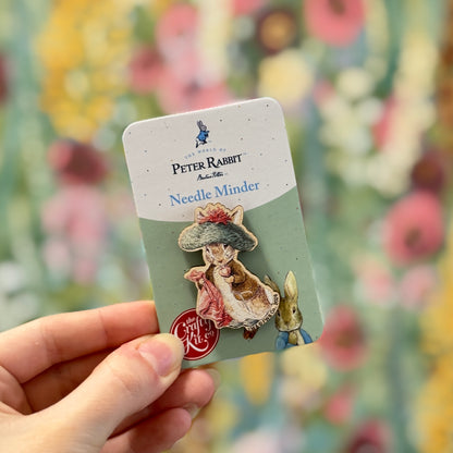 Beatrix Potter - Benjamin Bunny Wooden Needle Minder