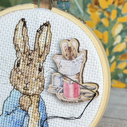 Beatrix Potter - Tailor of Gloucester Wooden Needle Minder