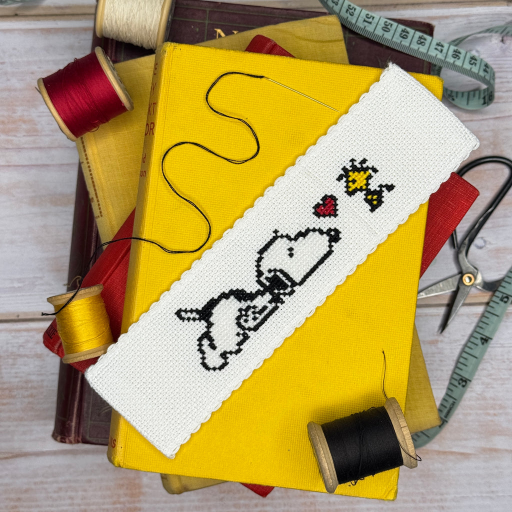 Peanuts - Snoopy Cross Stitch Bookmark Kit
