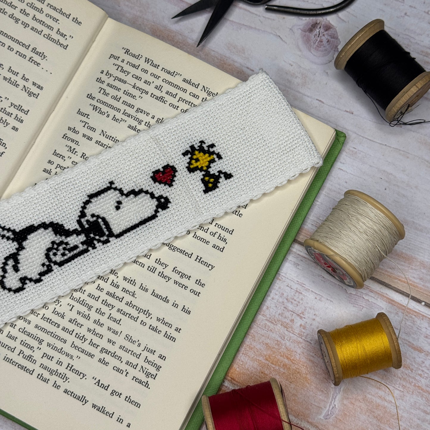 Peanuts - Snoopy Cross Stitch Bookmark Kit