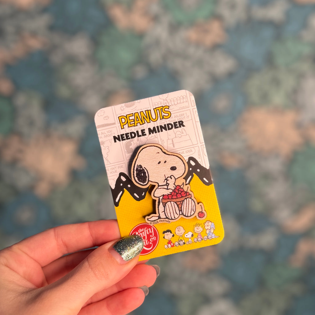 Peanuts - Snoopy Snacks Needle Minder