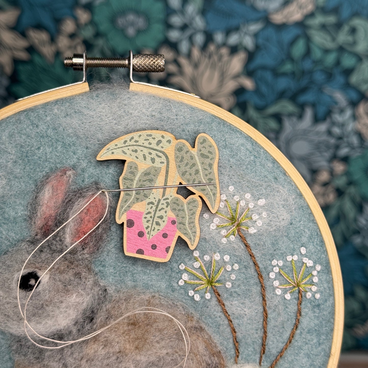 House Plant Needle Minder
