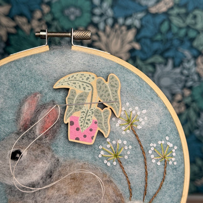 House Plant Needle Minder