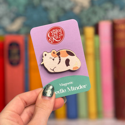 Cat Needle Minder - Calico