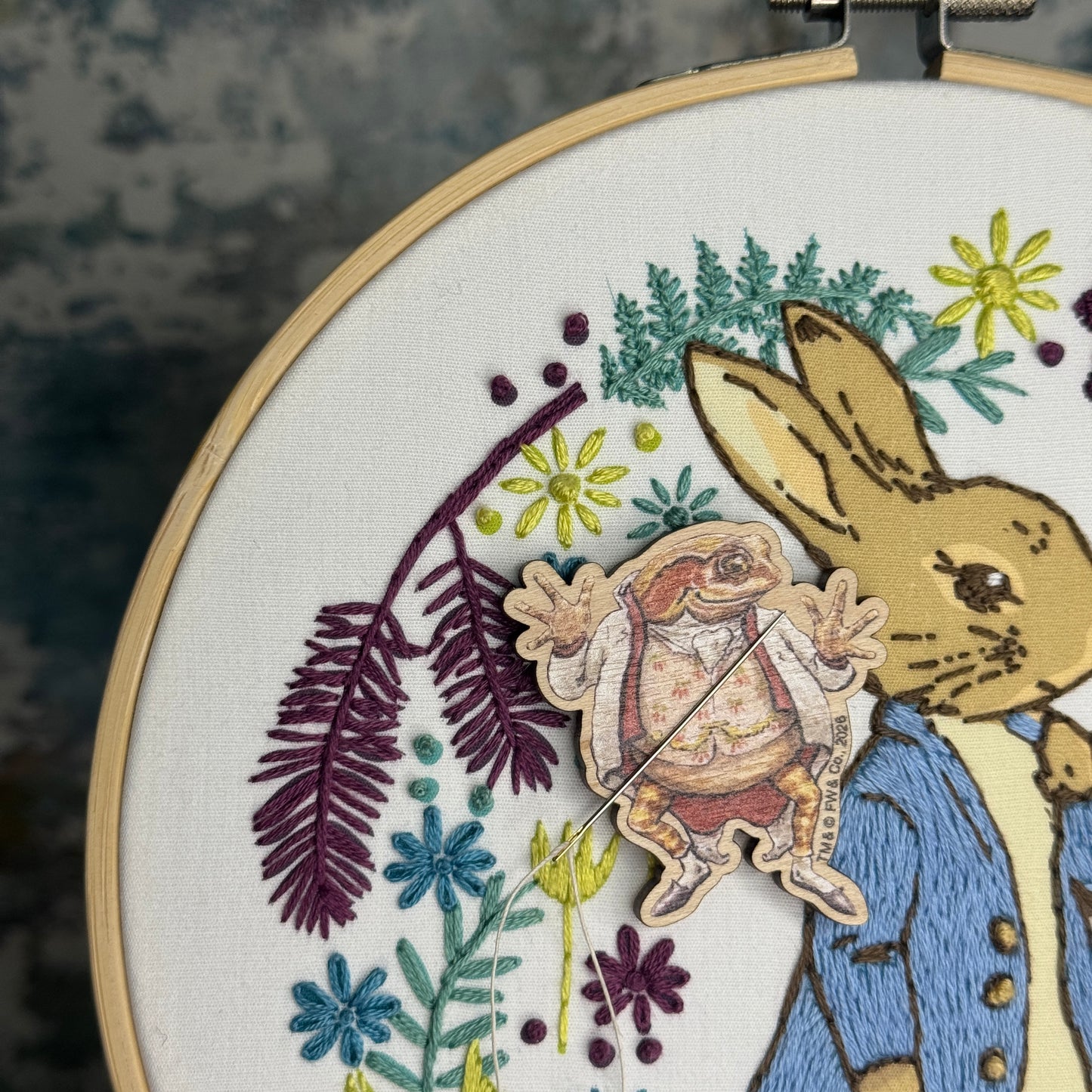 Beatrix Potter - Jeremy Fisher Wooden Needle Minder