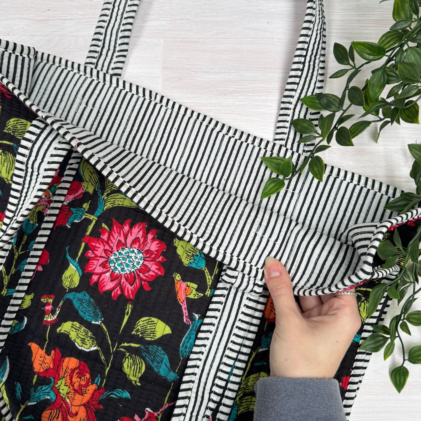 Small Reversible Quilted Tote Bag (pattern i)
