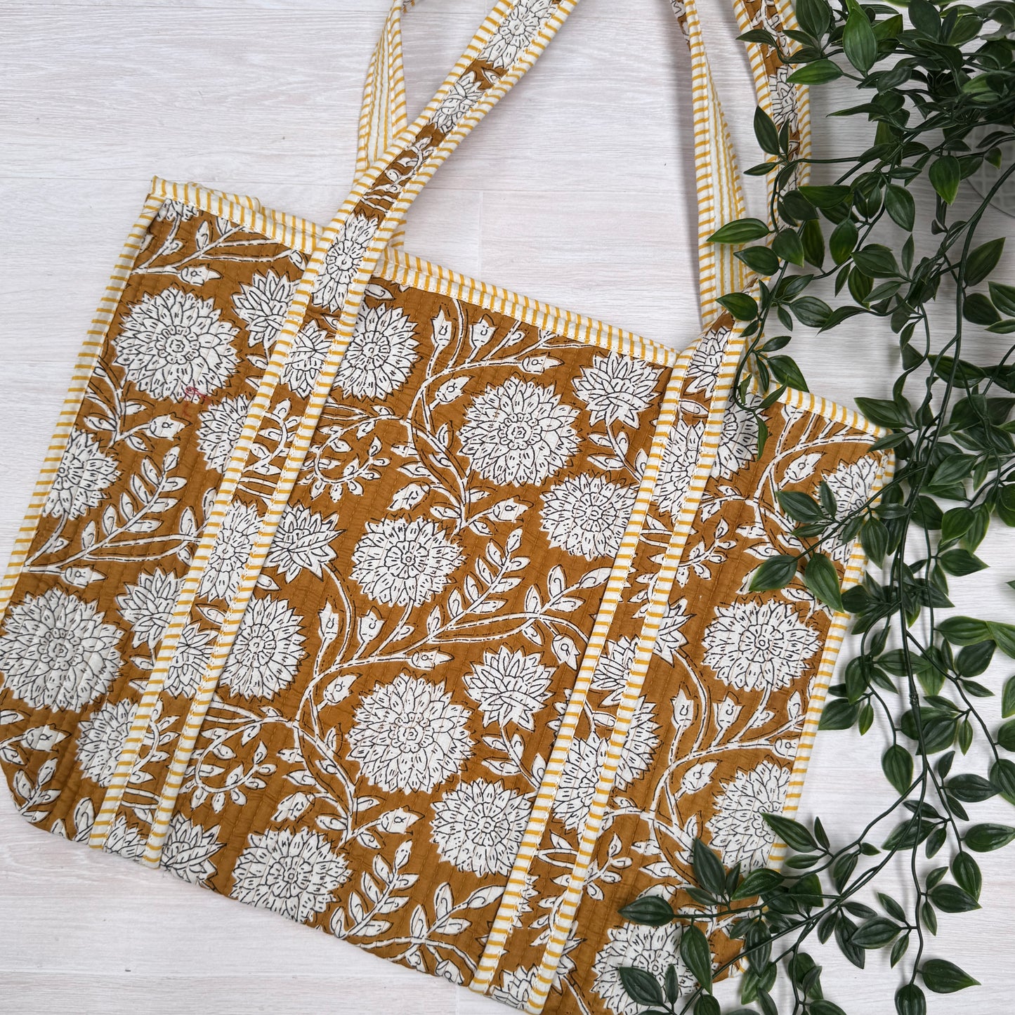 Small Reversible Quilted Tote Bag (pattern F)