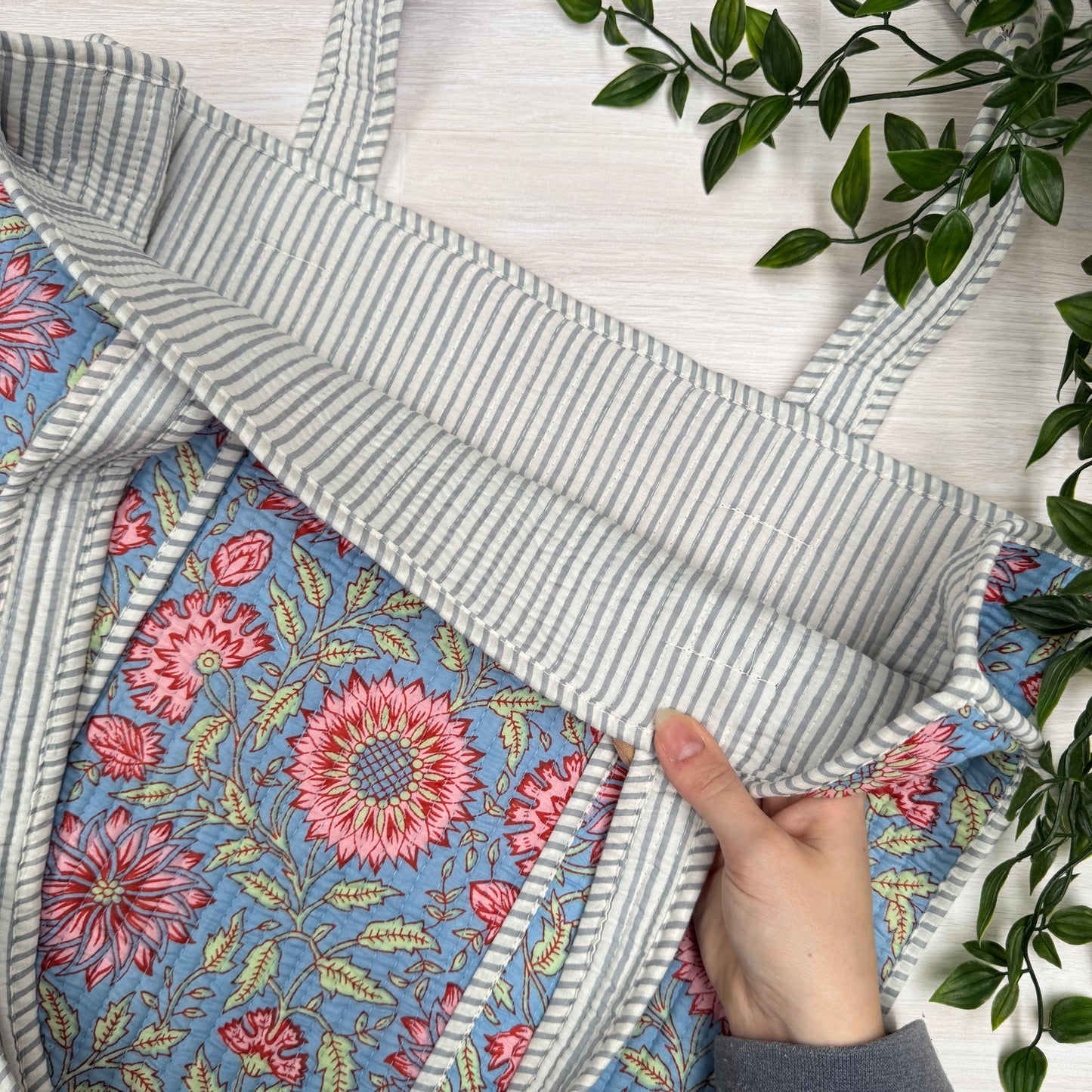 Small Reversible Quilted Tote Bag (pattern E)