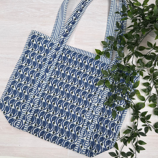 Small Reversible Quilted Tote Bag (pattern D)