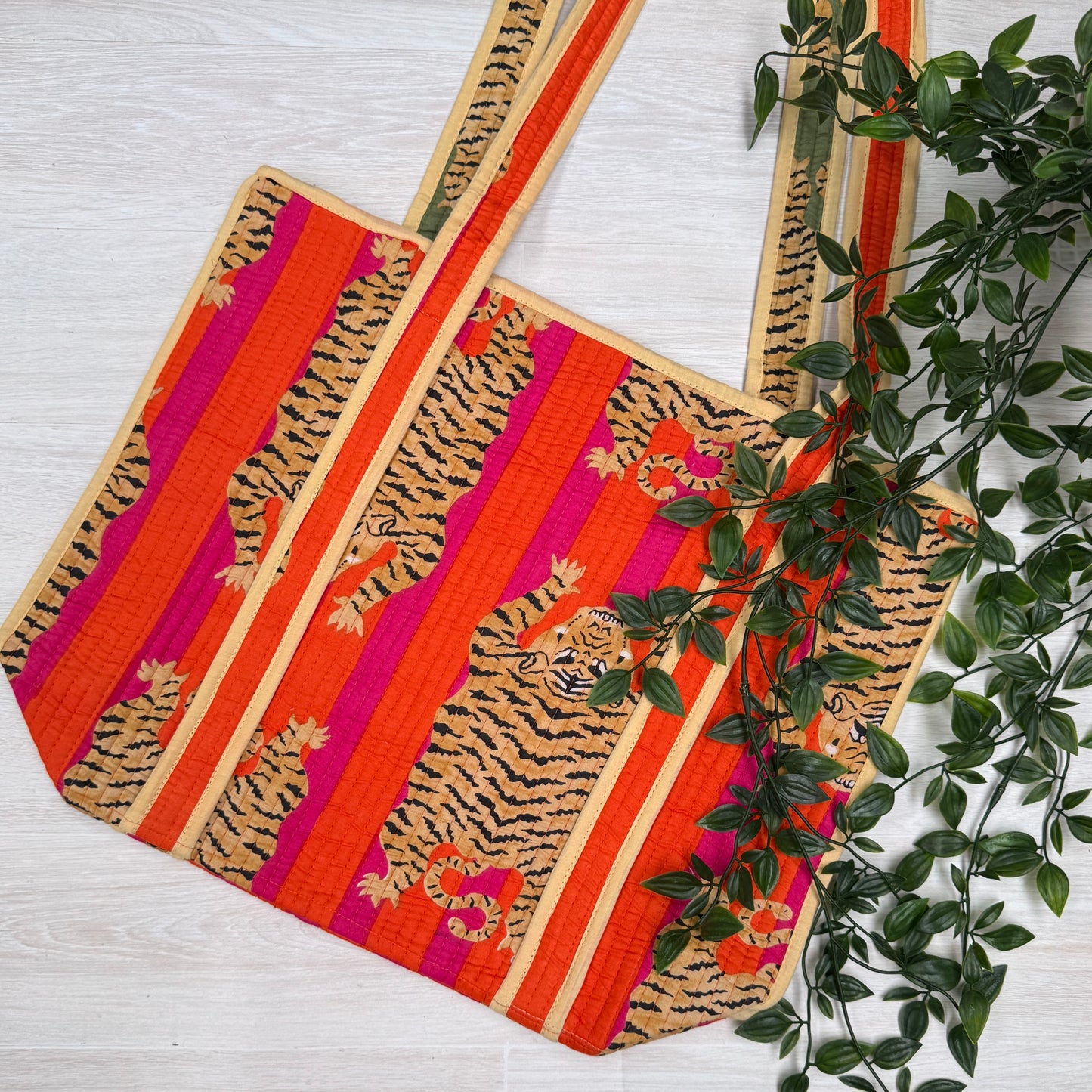 Small Reversible Quilted Tote Bag (pattern B)