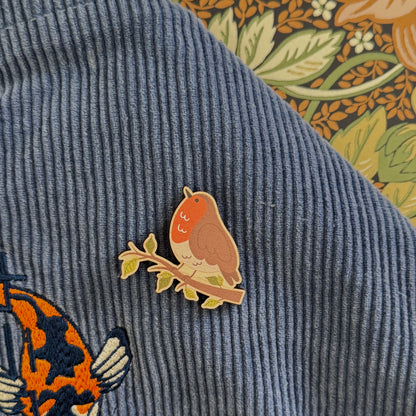 Robin Pin Badge