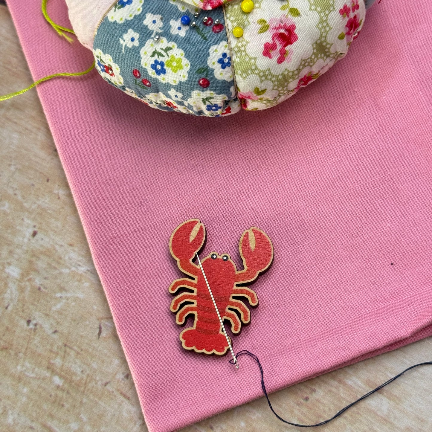 Lobster Needle Minder