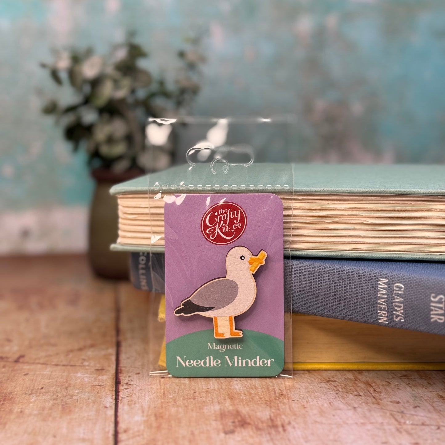 Seagull Needle Minder