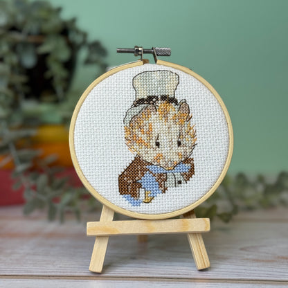 Beatrix Potter - Amiable Guinea Pig Mini Cross Stitch Kit