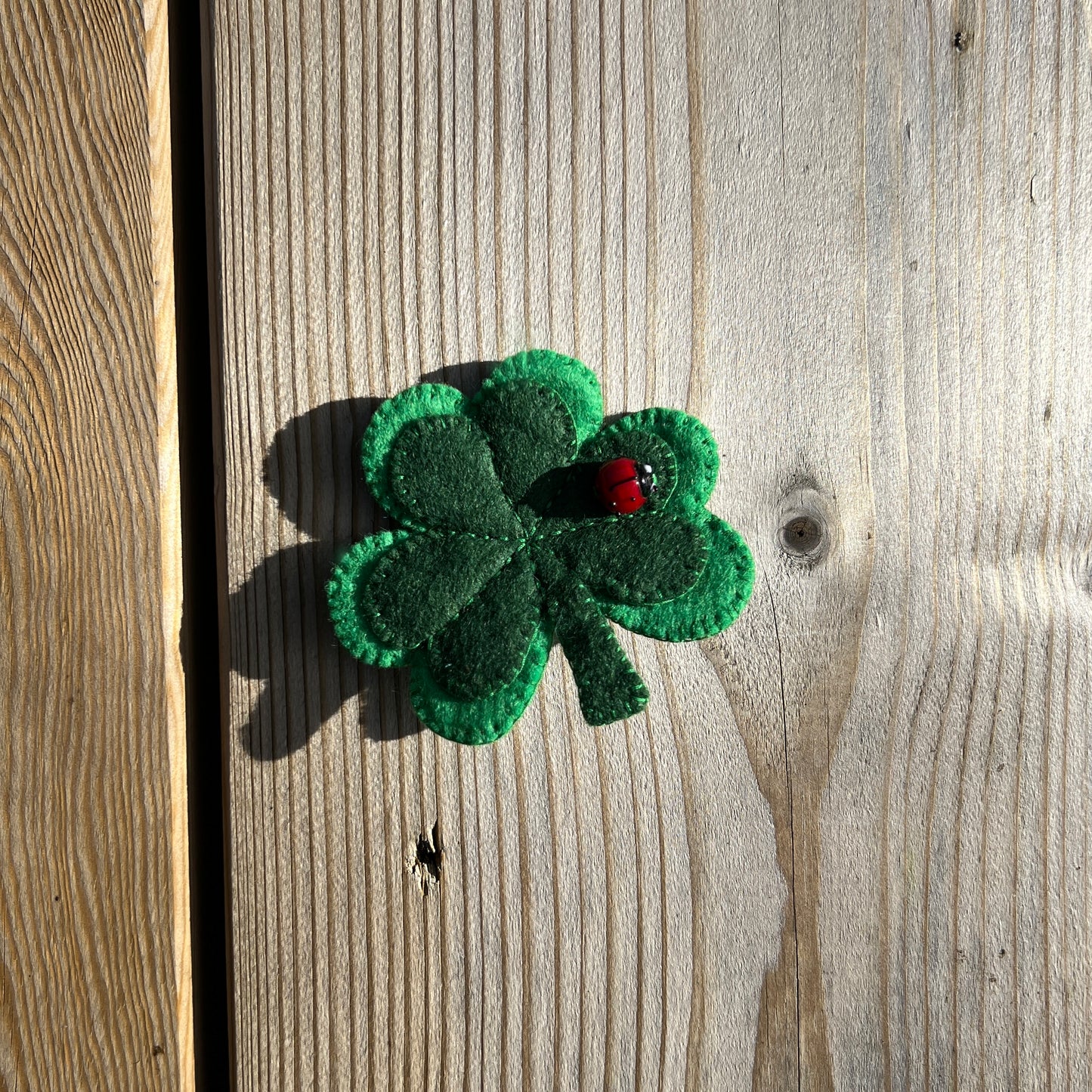 Make your Own Clover Brooch Pack