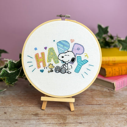 Peanuts - Happy Snoopy Embroidery Kit