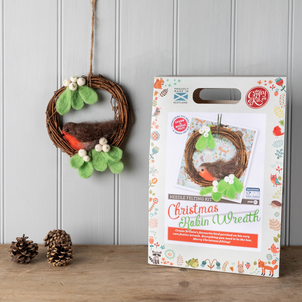 Christmas Robin Wreath and kit box image
